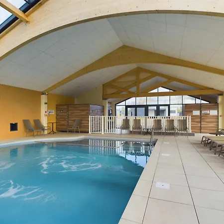 Avec Piscine Pour 4 Adultes-2 Enfants Chalet Saint Gilles Croix de vie
