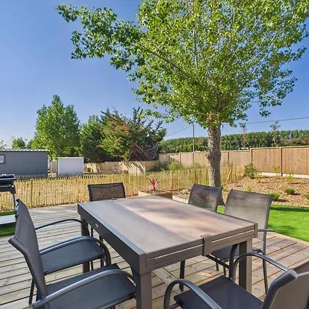 Chalet Avec Piscine Pour 4 Adultes-2 Enfants